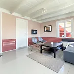 3 Bedroom Front In * 法尔松