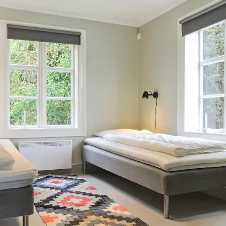 شقة 3 Bedroom Front In فارسوند